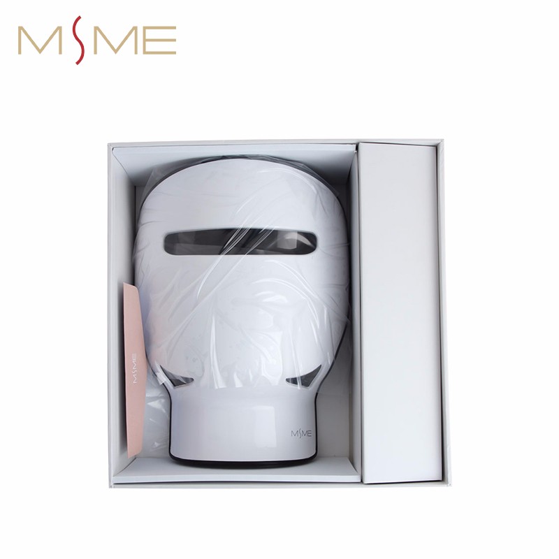 LED photorejuvenation beauty mask